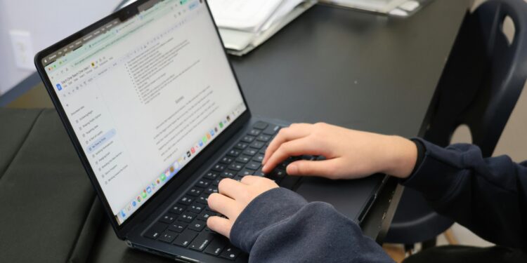 The Benefits of Tracking Your Expenses