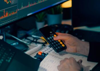 How to Create a Long-Term Financial Plan