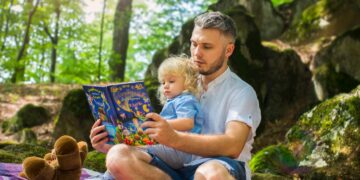 10 Tips for Raising Happy Kids