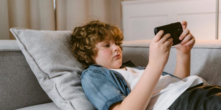 How to Manage Screen Time for Children